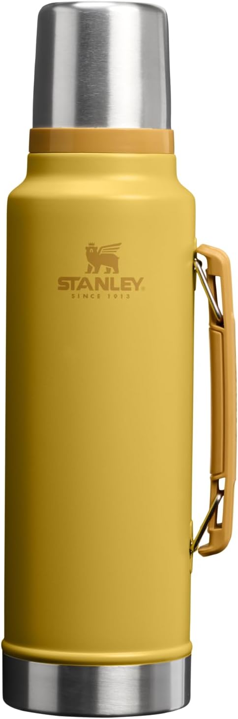 Stanley Botella clásica legendaria al vacío de 1.1 cuarto de galón,...