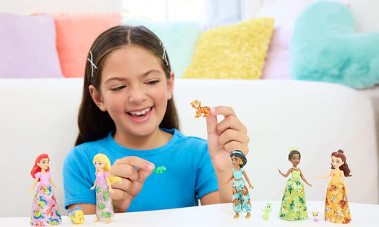 Mattel Disney Princess & Friends - Juego de 5 muñecas pequeñas...