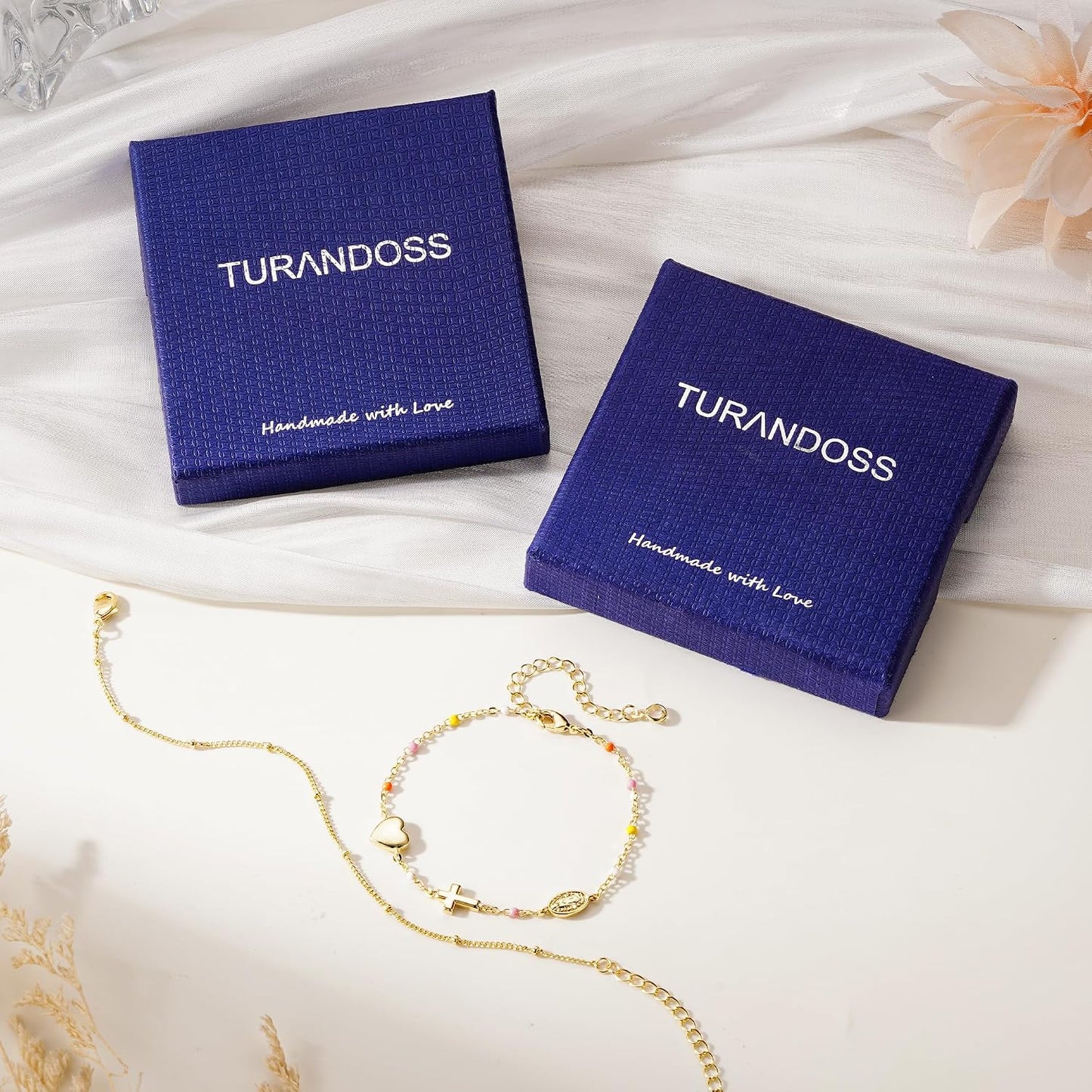 Turandoss Pulsera de cruz para mujer, chapada en oro de 14 quilates...