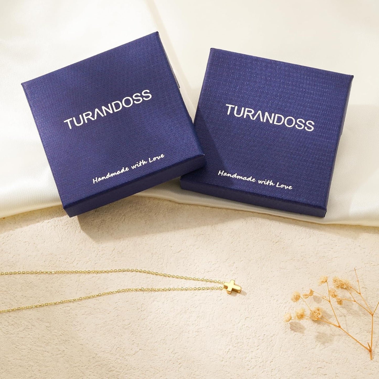 Turandoss Collar de Cruz de Oro para Mujeres - Delicado Collar de C...