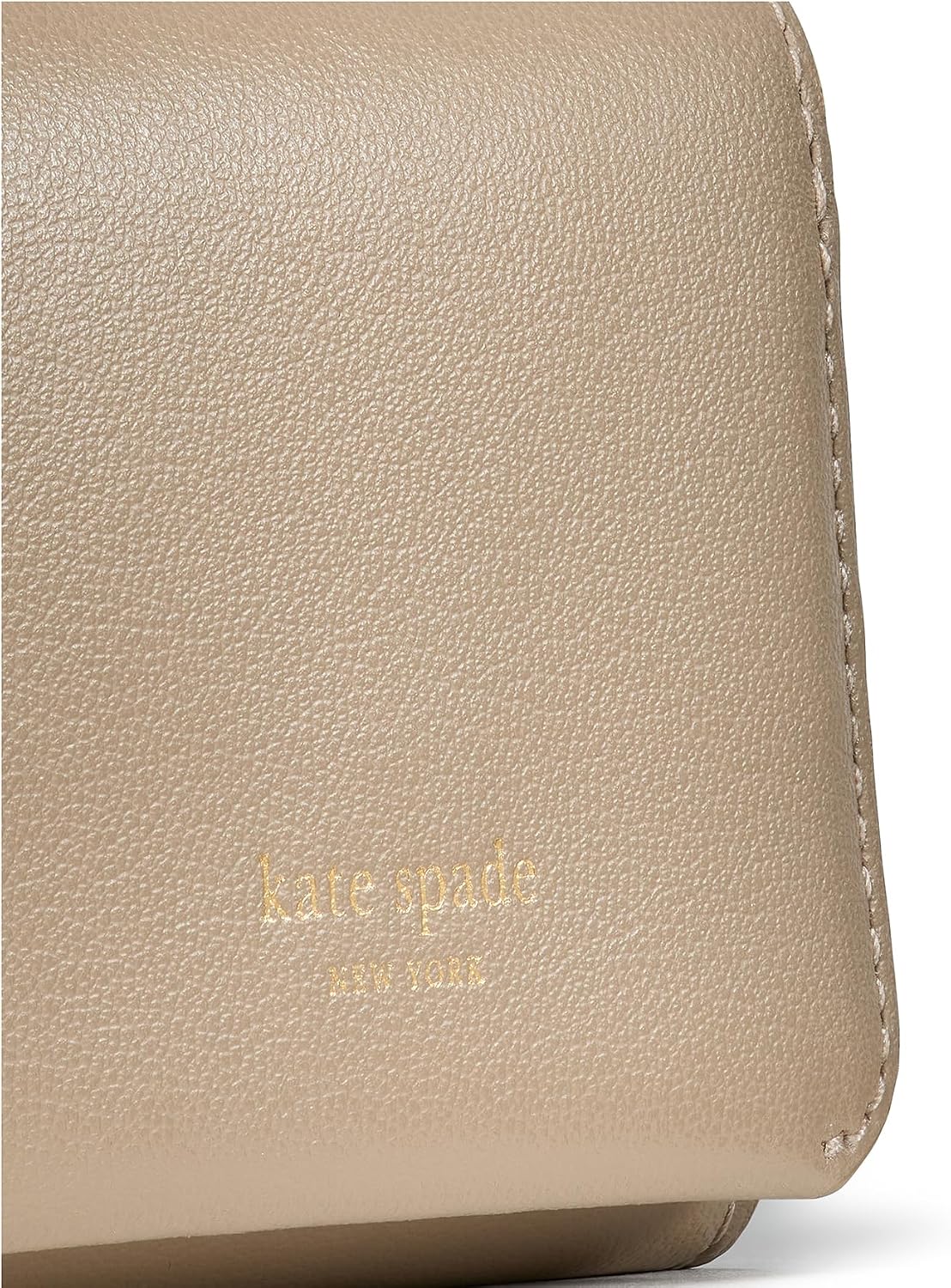 Kate Spade New York Tarjetero de cuero esmaltado Halo Cartera triple