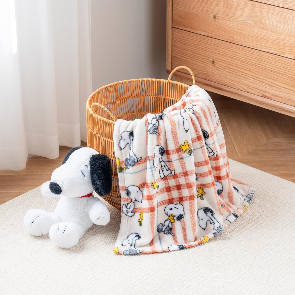 Berkshire Blanket Peanuts VelvetLoft Manta de Felpa con Personaje T...
