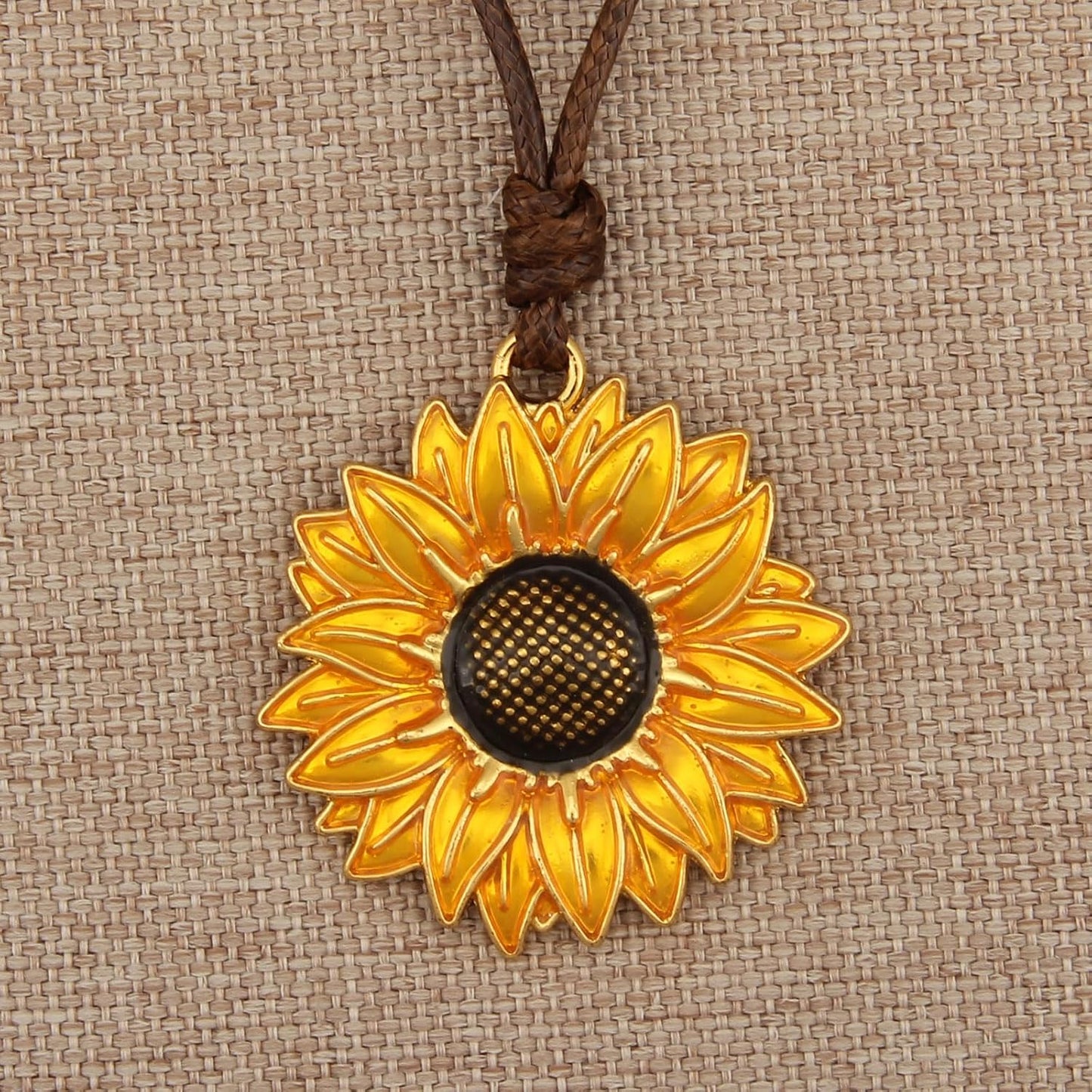joymiao Collares bohemios para mujer, collar de cordón con colgante...
