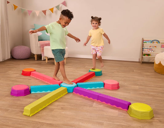 B. toys Juego de vigas de equilibrio, 10 vigas y 6 escalones sensor...