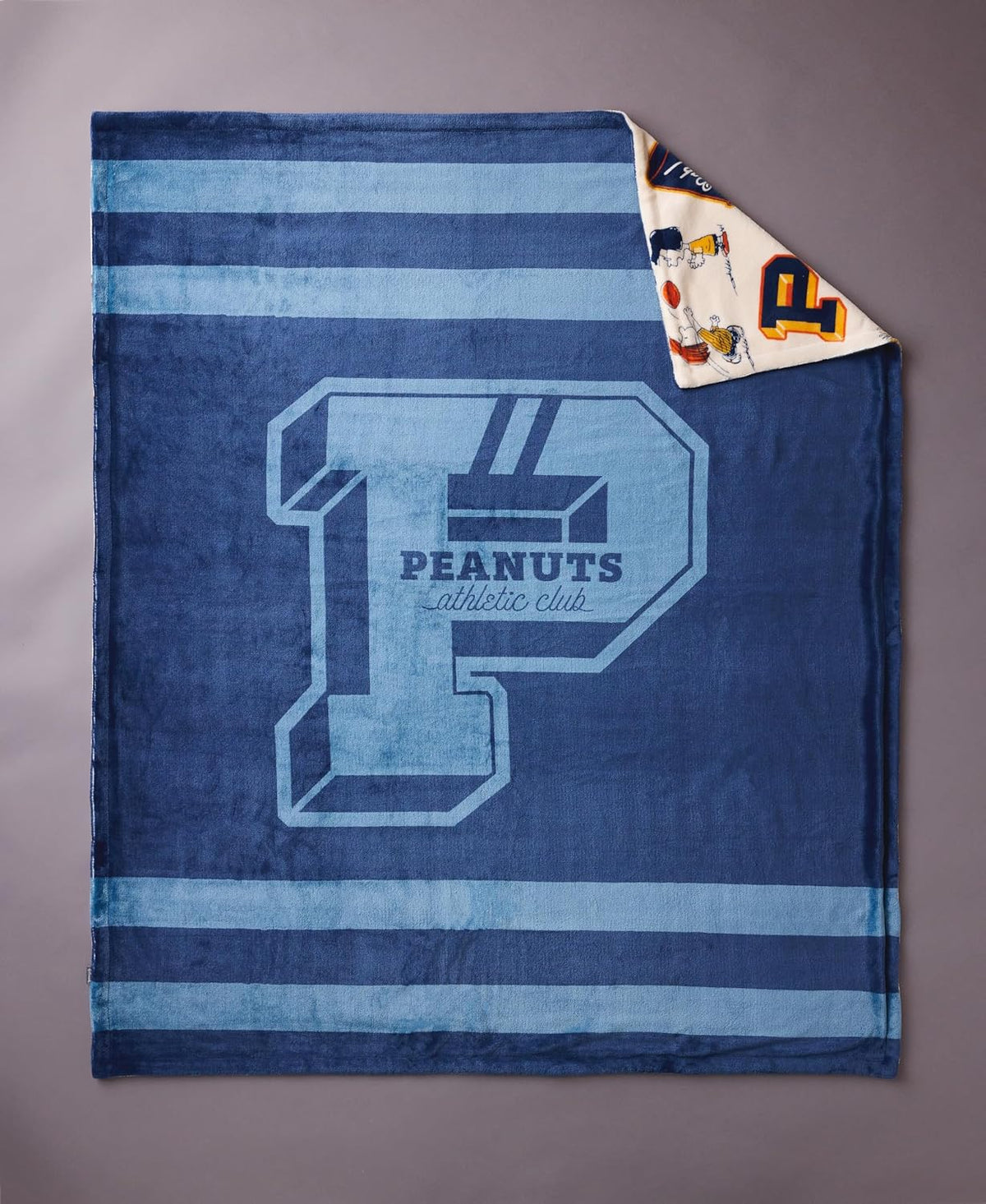 Hallmark Manta de felpa Peanuts, rayas azul marino y gris (50 x 60...