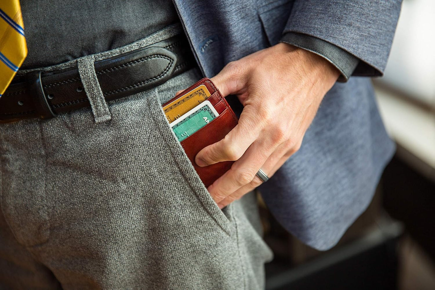 Bosca Cartera con bolsillo frontal para hombre en piel vieja - RFID
