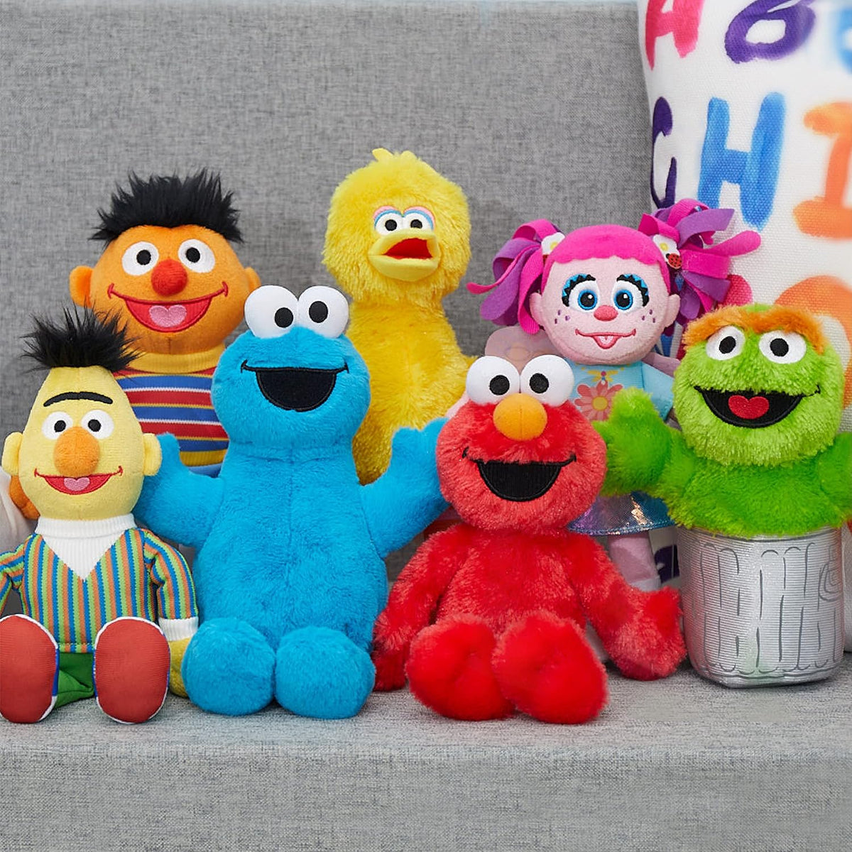 Sesame Street Amigos 20 cm Elmo de Peluche Sostenible, Juguetes par...