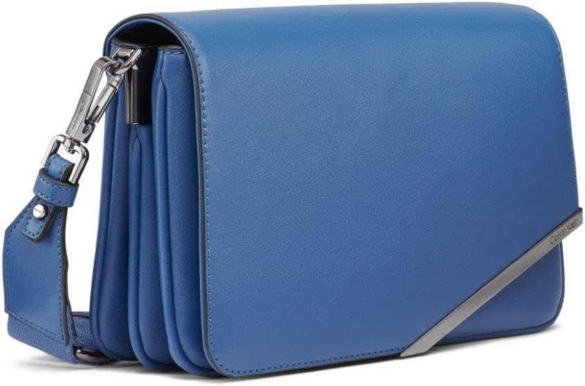 Calvin Klein Ria Organizational - Bandolera con solapa para mujer