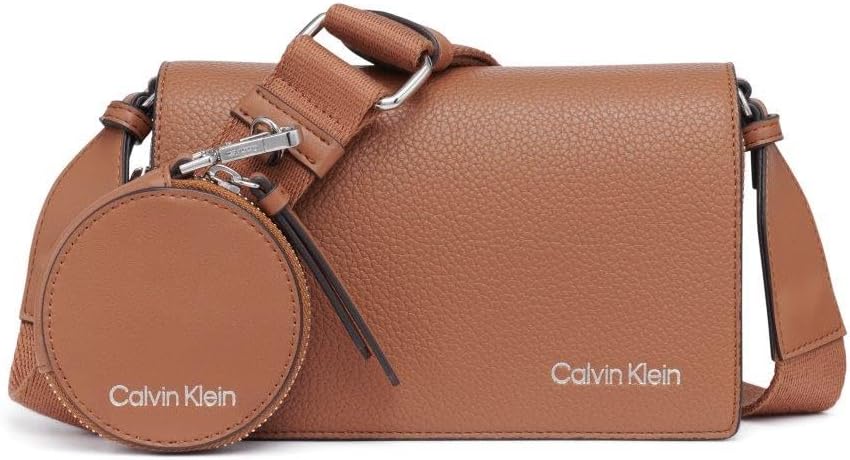 Calvin Klein Bolso bandolera Millie con triple compartimento para m...