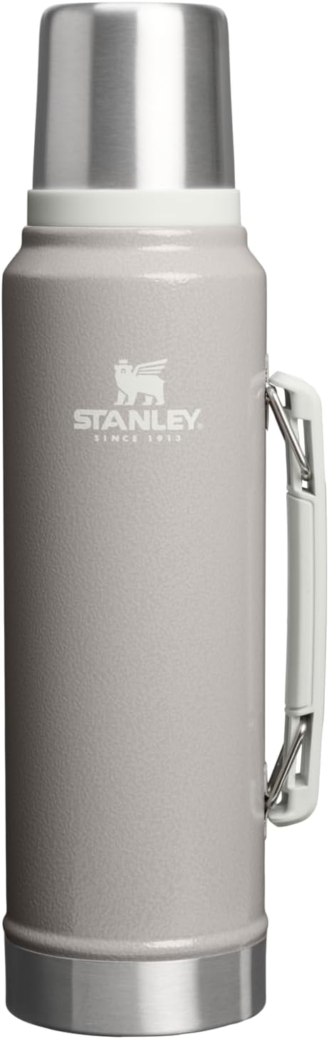 Stanley Botella clásica legendaria al vacío de 1.5 cuartos de galón...