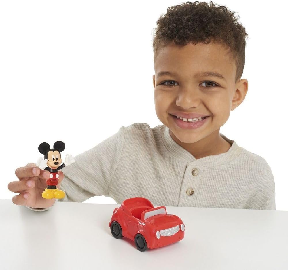 Disney Junior Mickey Daily Driver Figura posable con coche