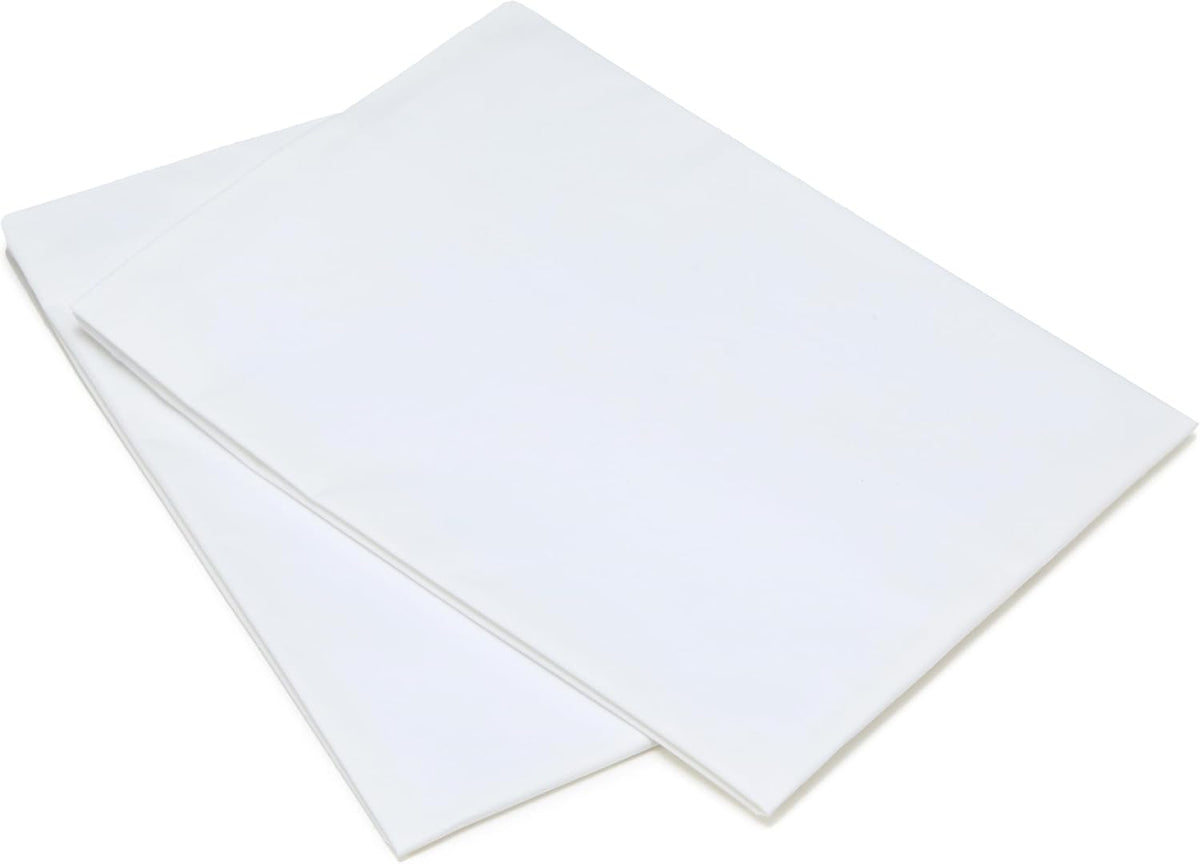 Amazon Basics Almohadas de cama alternativas de plumón con fundas p...