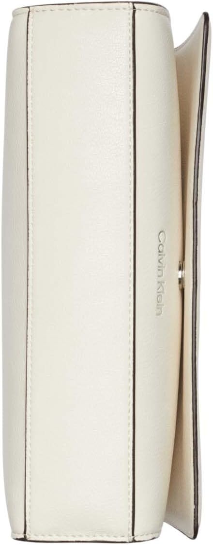 Calvin Klein Mensajero con solapa organizacional de Palm