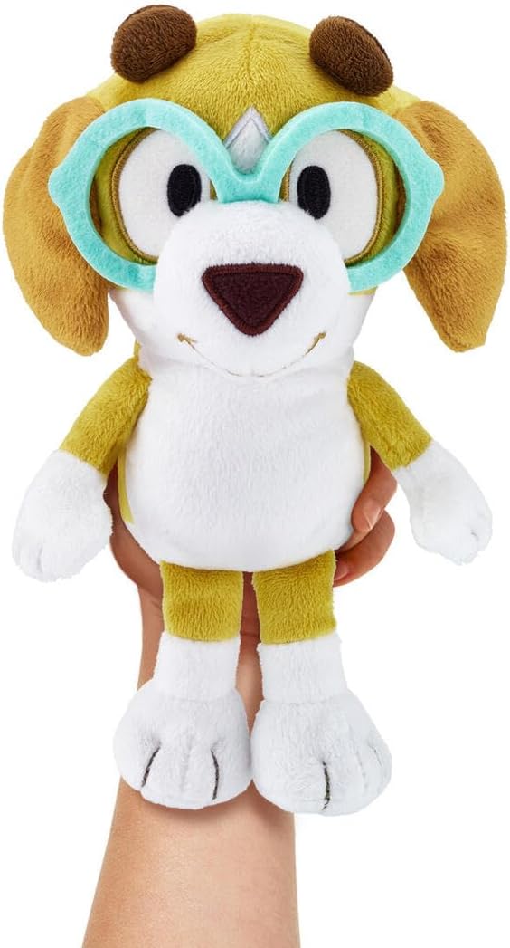 Bluey Friends - Paquete de 3 peluches de invierno, miel y mackenzie...