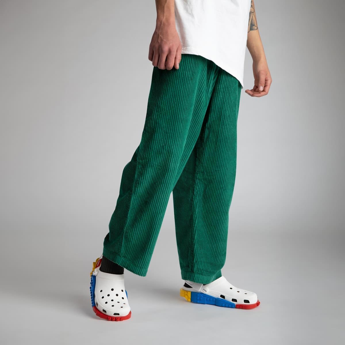 Crocs Zuecos clásicos unisex para adultos, con sistema LEGO para mu...