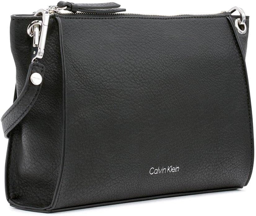 Calvin Klein Mochila Millie Novelty para mujer, Negro\/Plateado, Ta...