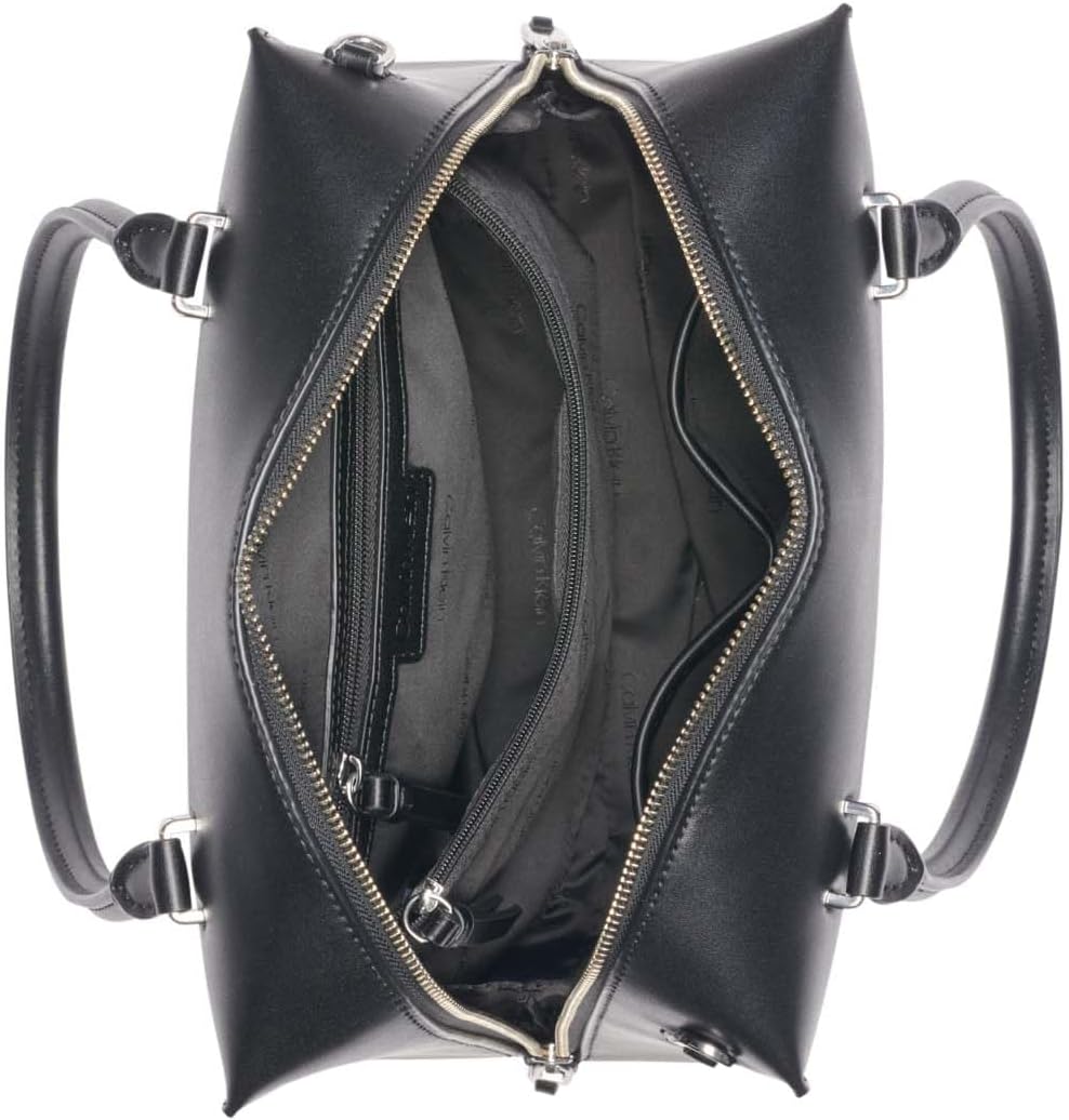 Calvin Klein Beecher Dome Satchel para mujer