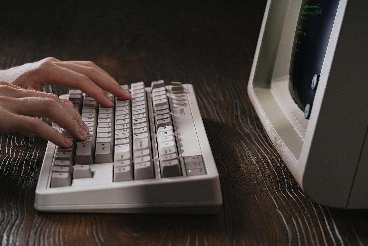 Teclado mecánico retro 8BitDo, teclado para juegos Bluetooth\/2.4G\...