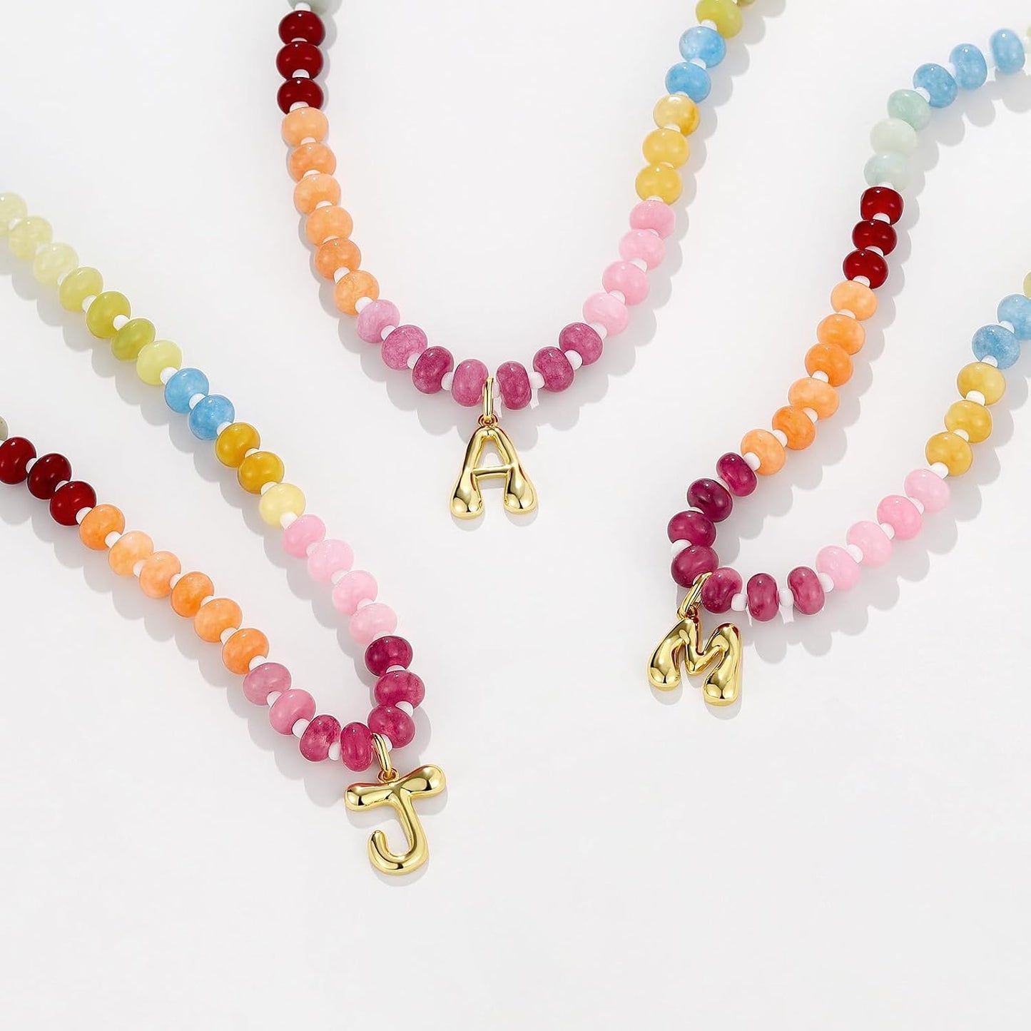 KissYan Collares con inicial para mujer, collar de cuentas de color...