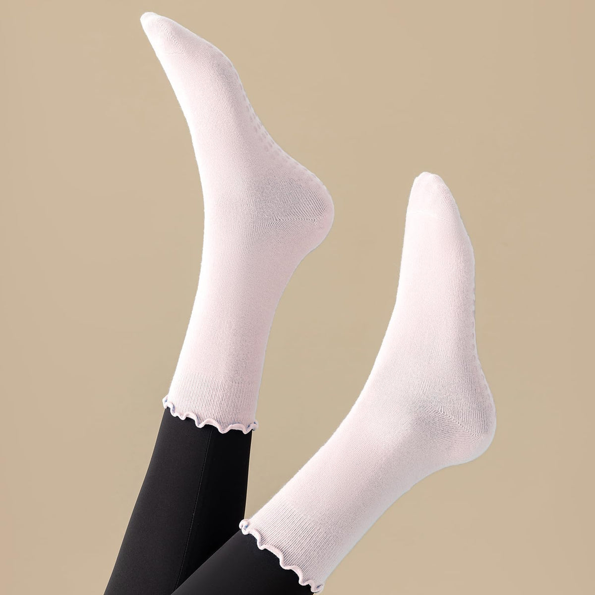 Ceoon 3 pares de calcetines de pilates con empuñaduras antideslizan...