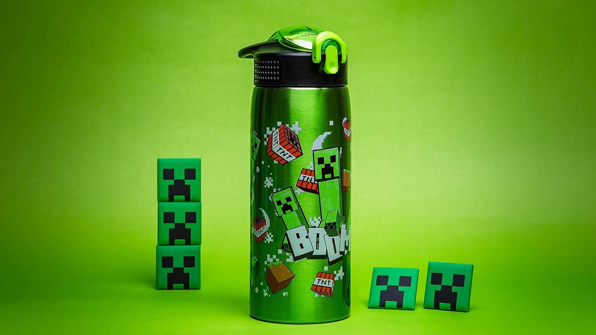 Zak Designs Botella de agua Minecraft para viajes y para el hogar,...