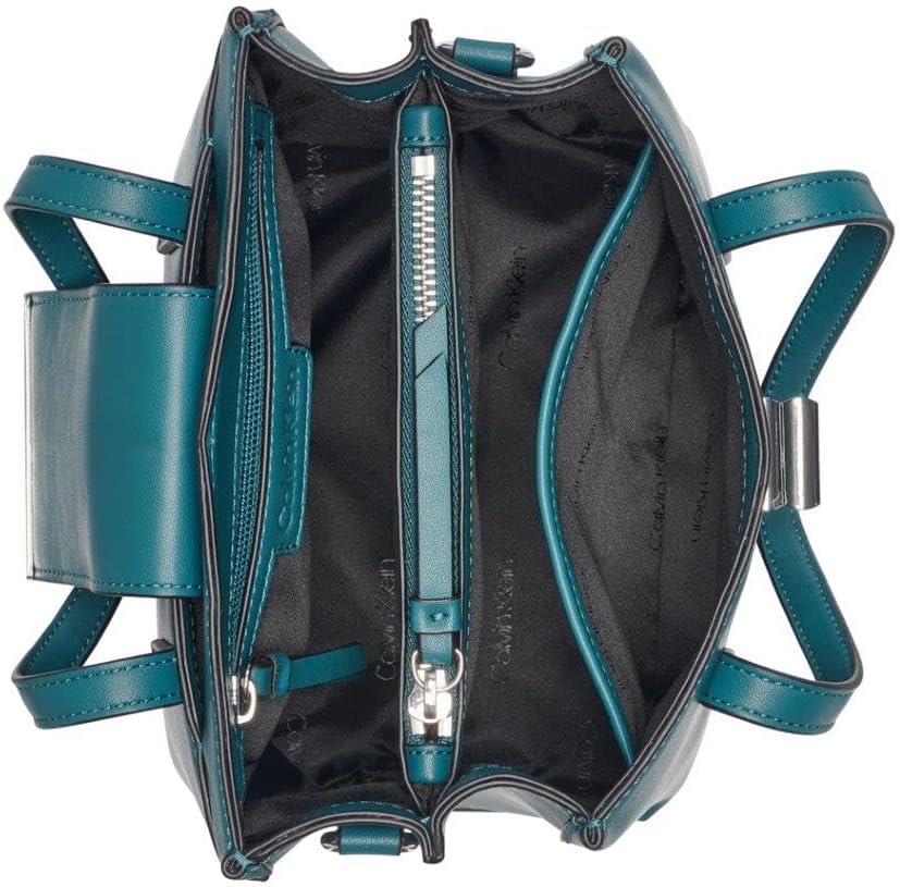 Calvin Klein Saige - Body cruzado con triple compartimento, color v...