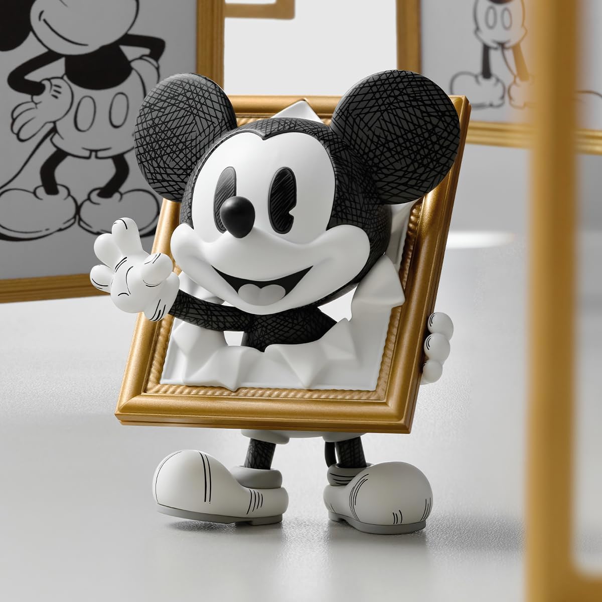 POP MART Disney Mickey Boundless Creativity Series - Figuras de caj...