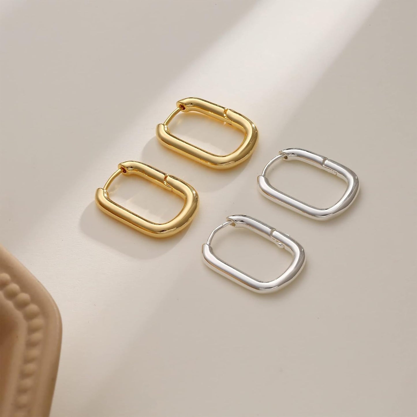 Amicon Pendientes de oro grueso para mujer, chapados en oro de 14 q...