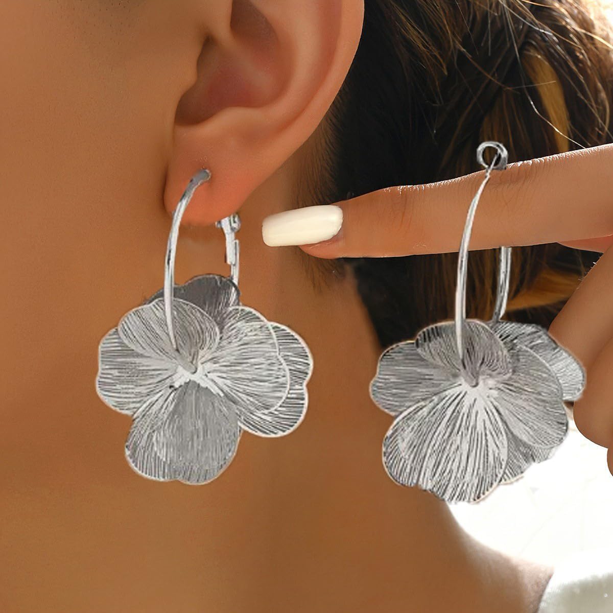 Aretes colgantes de flores para mujer, aretes de aro de moda con di...