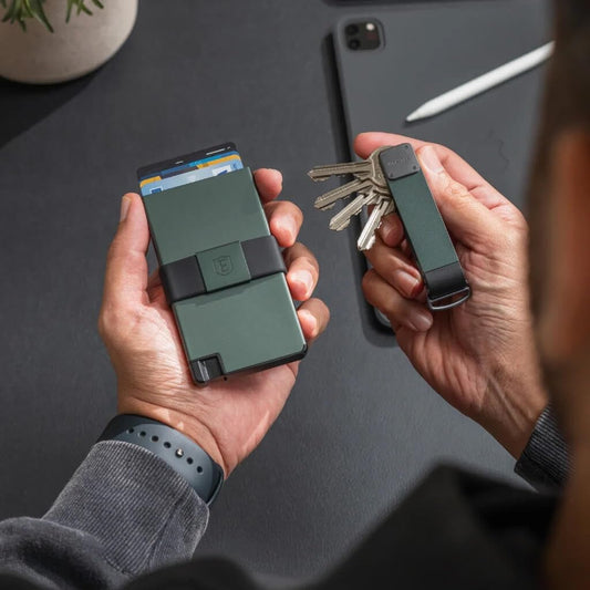 Ekster Cardholder Pro Cartera totalmente metálica para hombre | Car...