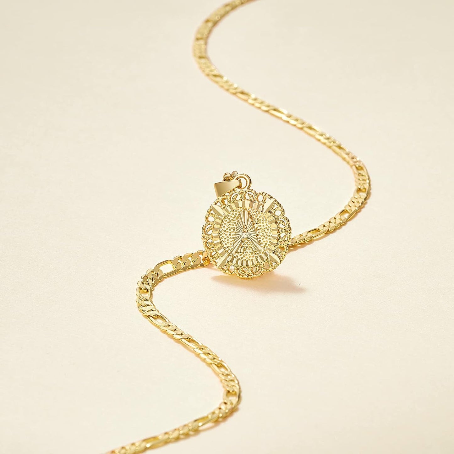 KissYan Collar con inicial para mujer, chapado en oro de 14 quilate...