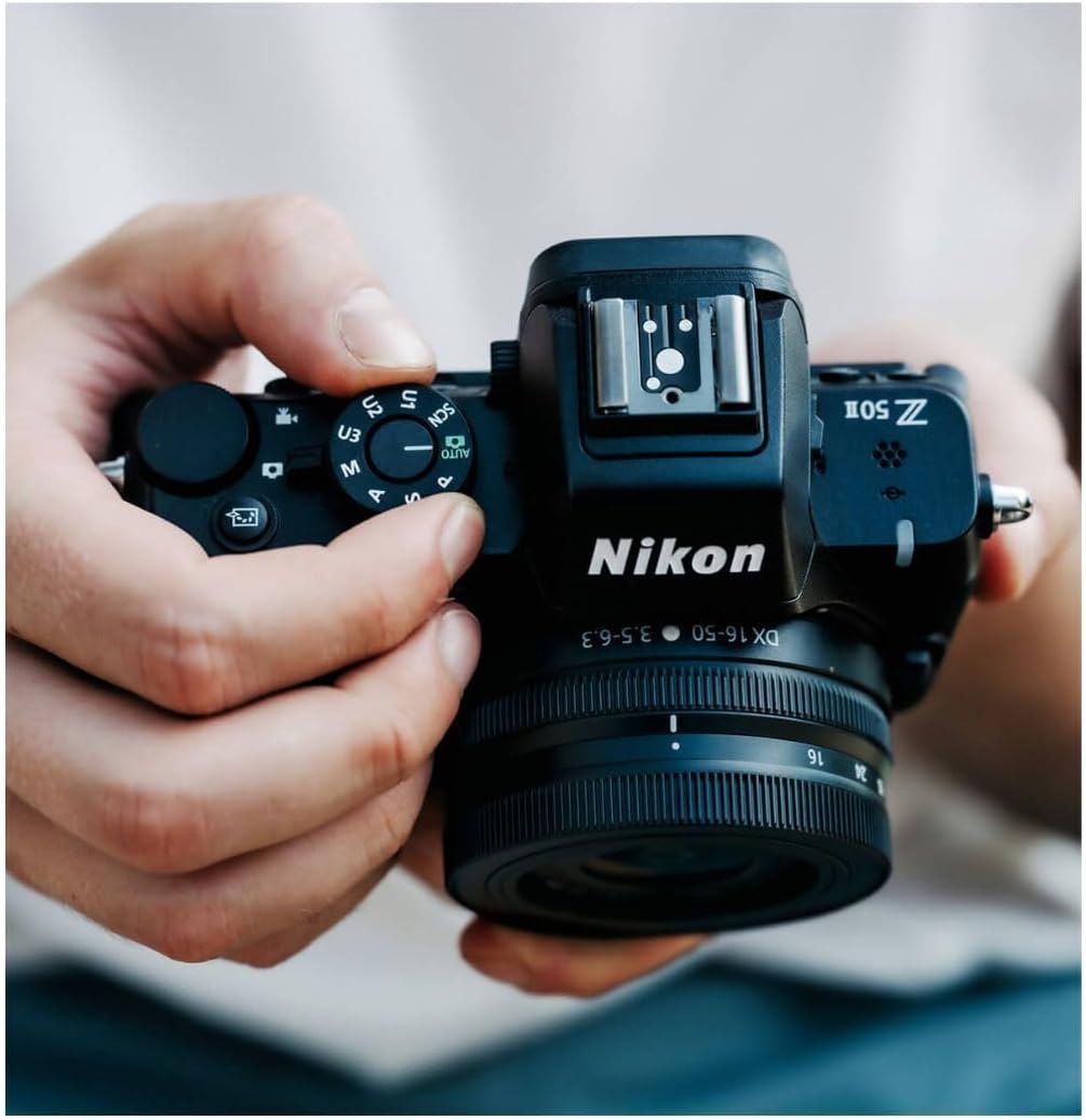 Nikon Z50 II con dos lentes | Cámara compacta sin espejo para fotos...