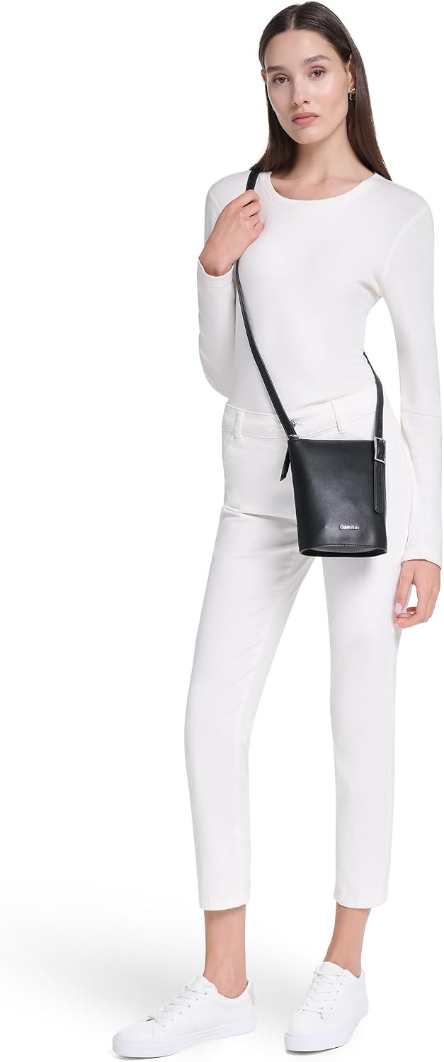 Calvin Klein Bandolera Harlan North\/South con cremallera superior...