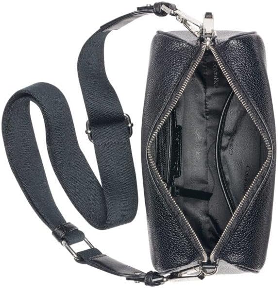 Calvin Klein Bandolera Rue Barrel para mujer