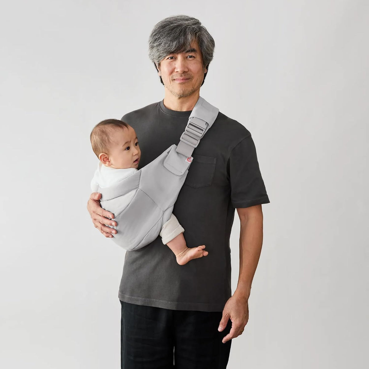 Ergobaby Upsie Hip Sling \u2013 Portabebés Gris Perla \u2013 Portab...