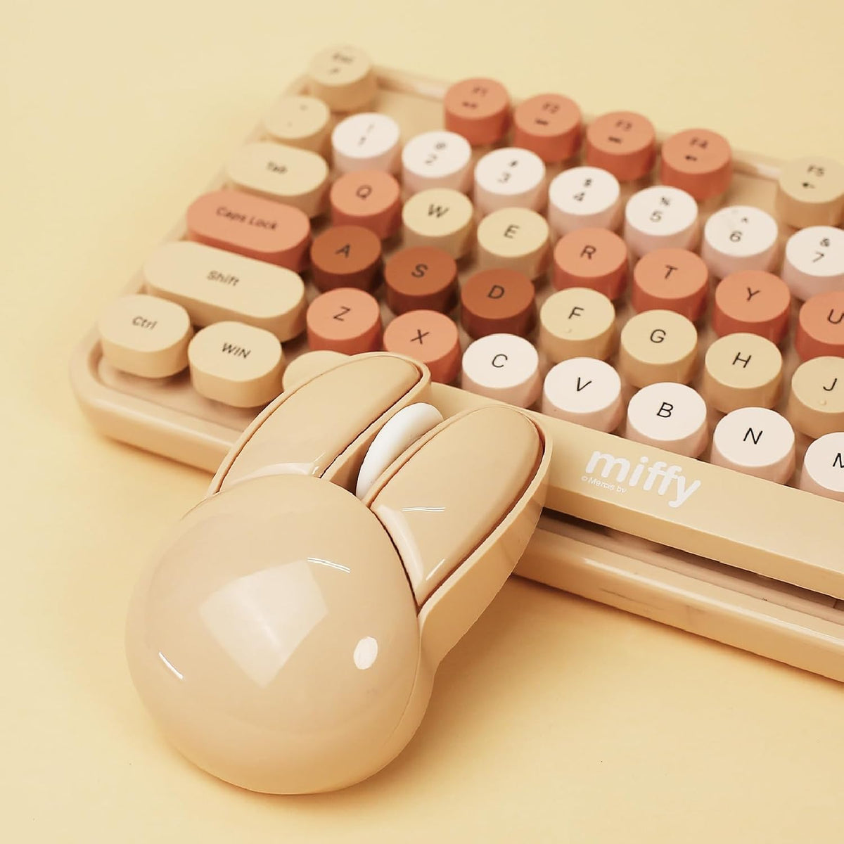 Miffy Combo de teclado y mouse inalámbricos de 104 teclas con almoh...