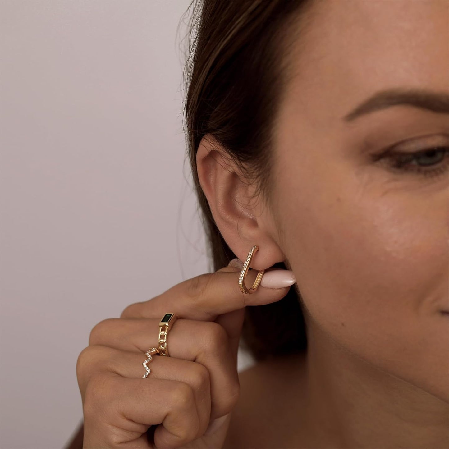 Amicon Pendientes de oro grueso para mujer, chapados en oro de 14 q...