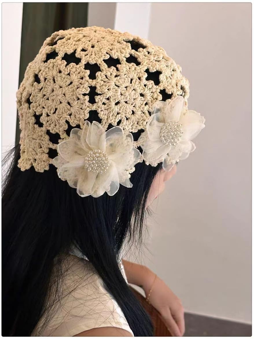Gorro de ganchillo hecho a mano con detalle de flores de gasa, somb...