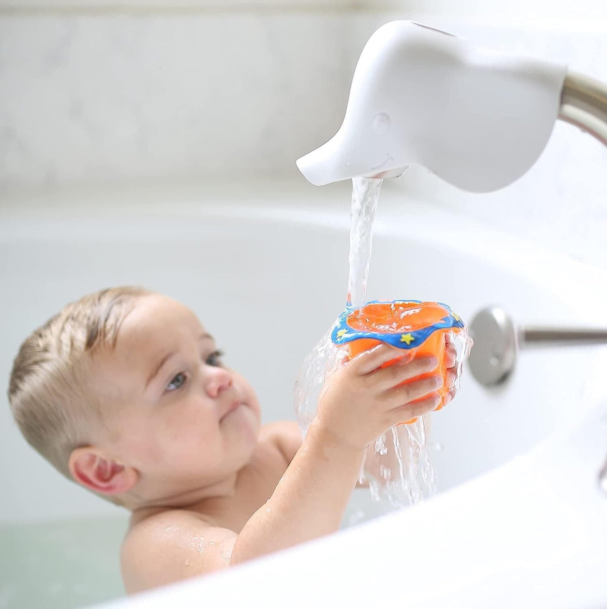 Nuby Protector de boquilla de bañera de seguridad con apertura supe...