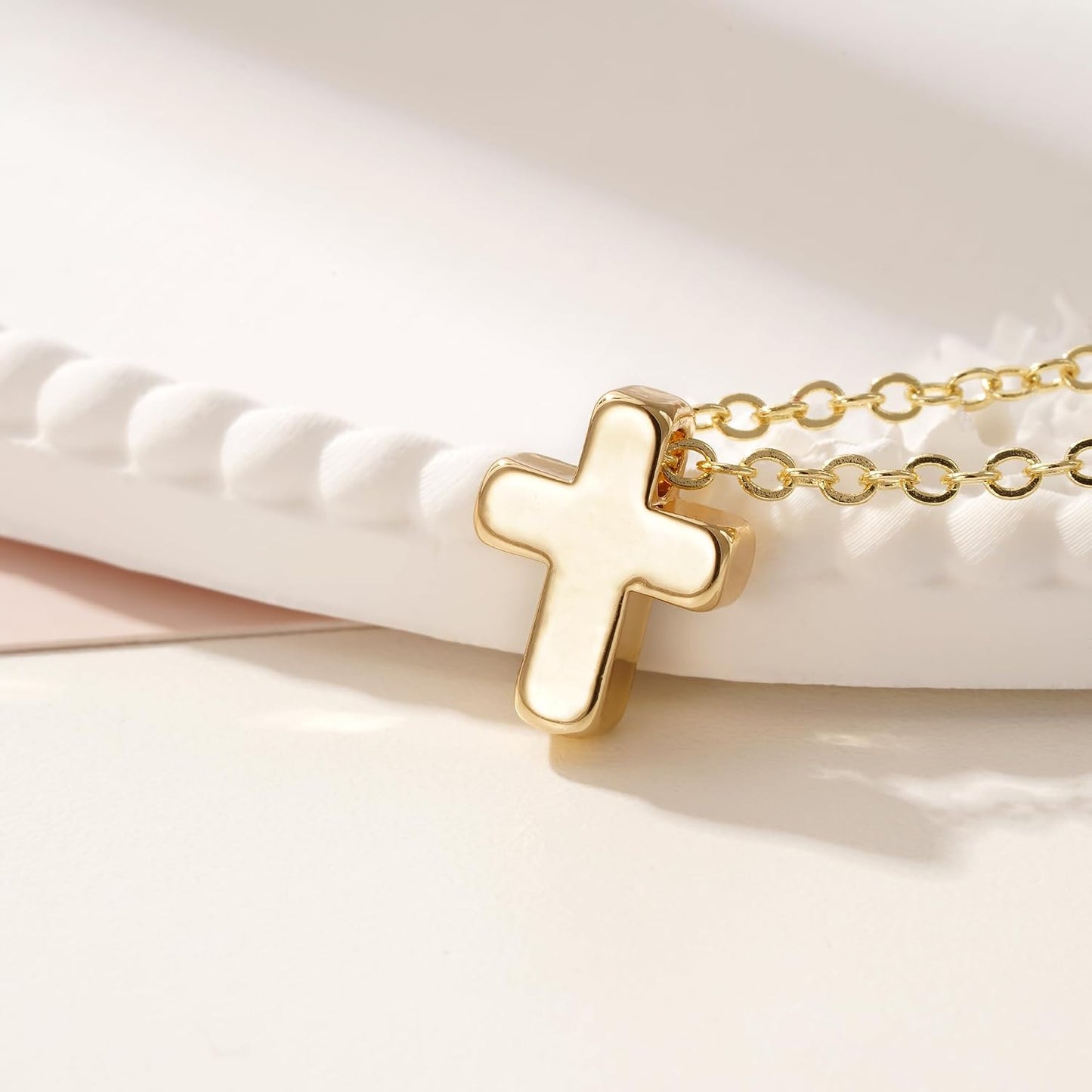 Turandoss Collar de Cruz de Oro para Mujeres - Delicado Collar de C...
