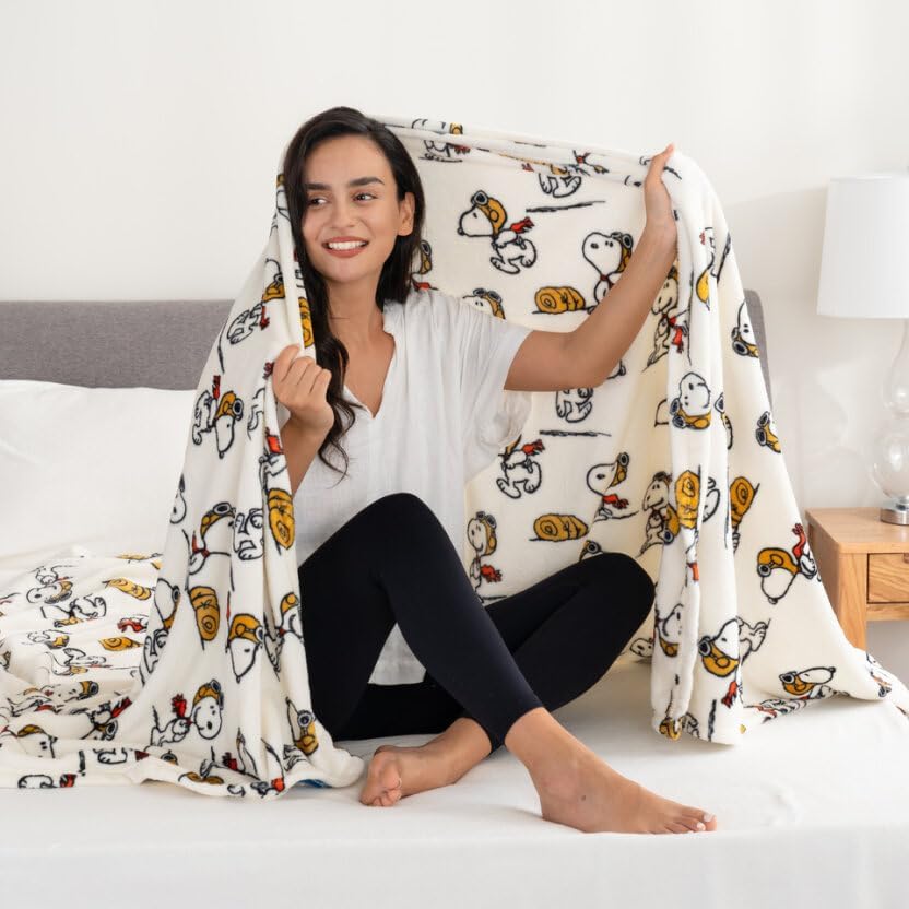 Berkshire Blanket Peanuts® VelvetLoft® - Manta de felpa de Snoopy c...