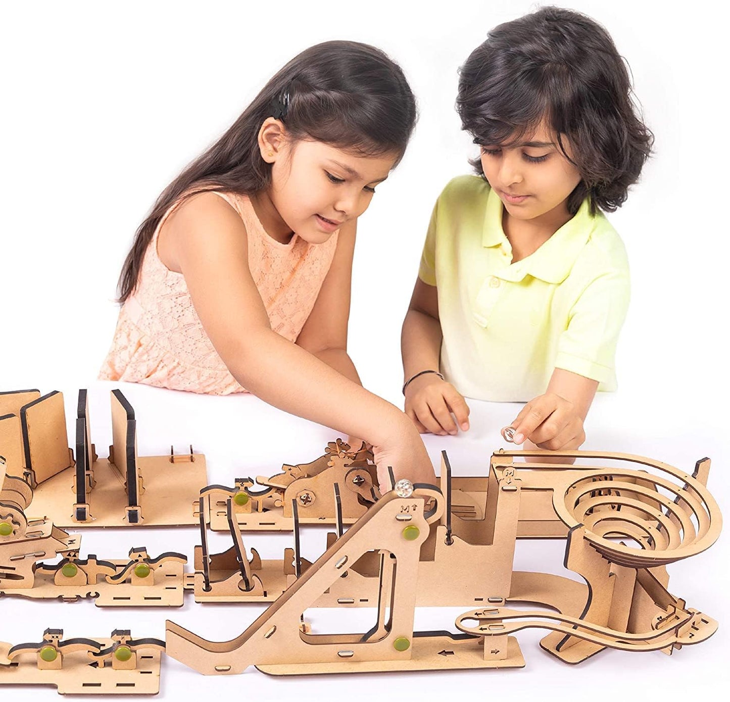 Smartivity Chain Reaction Engineering, Kit de construcción de jugue...