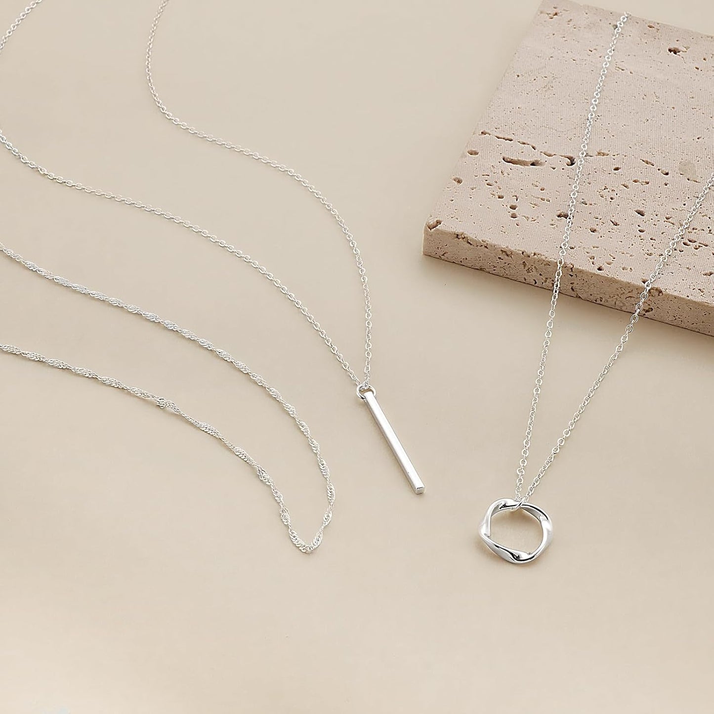 Cuzmly - Collares en capas de plata para mujer, conjunto de collare...
