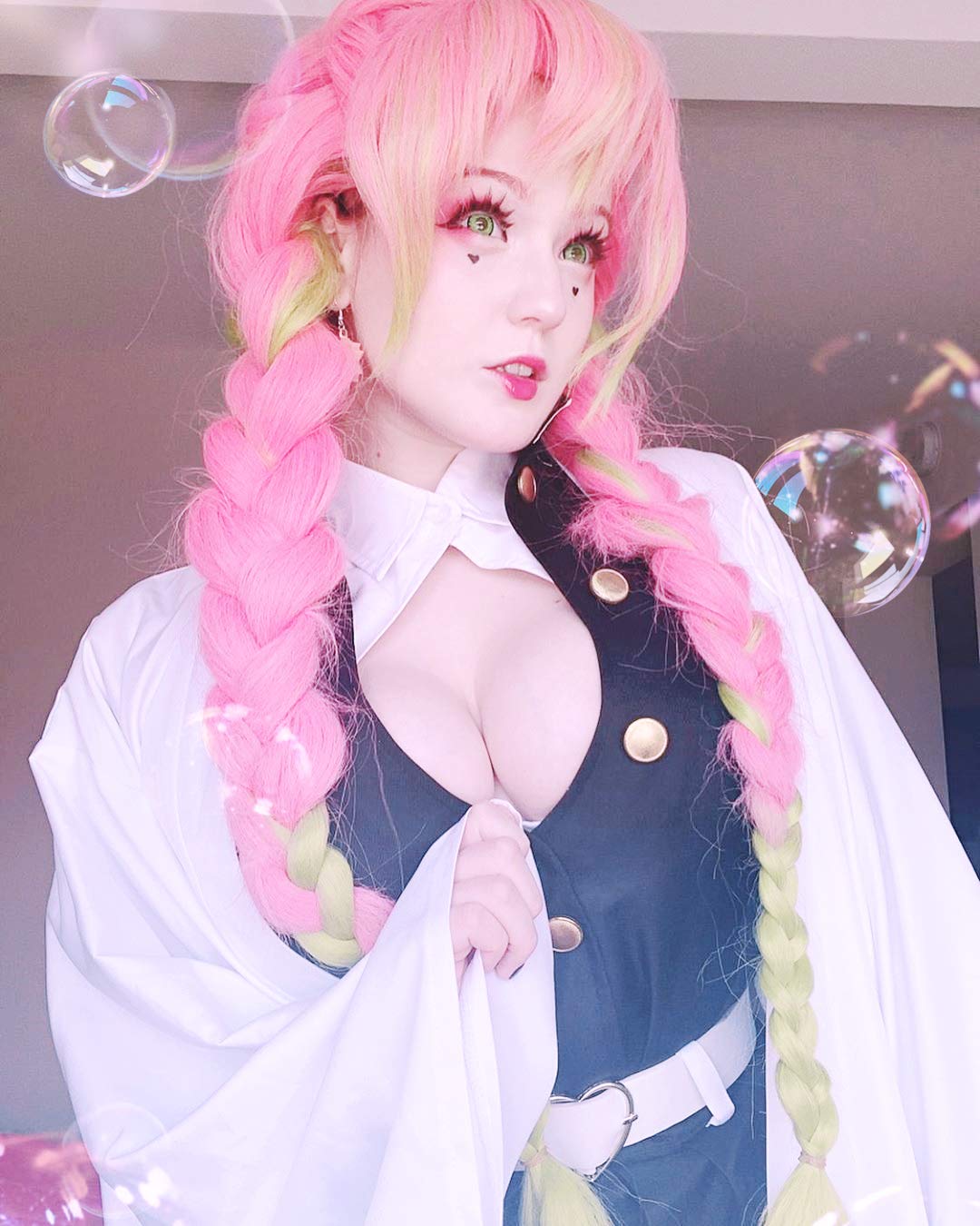 Max Beauty - Peluca de anime rosa y verde para Mitsuri Cosplay pelu...