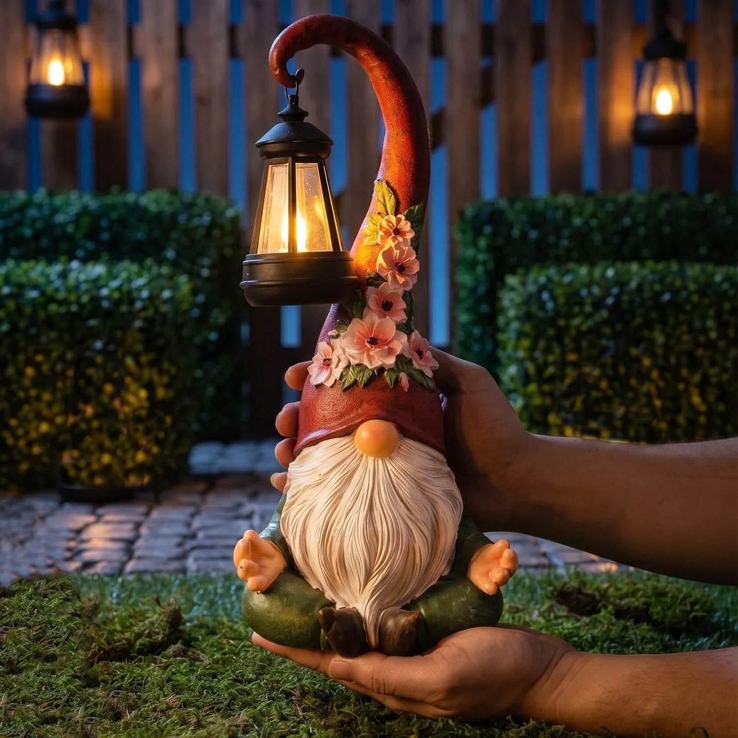 Roundot Estatuas de gnomos de jardín con luces solares, farol para...