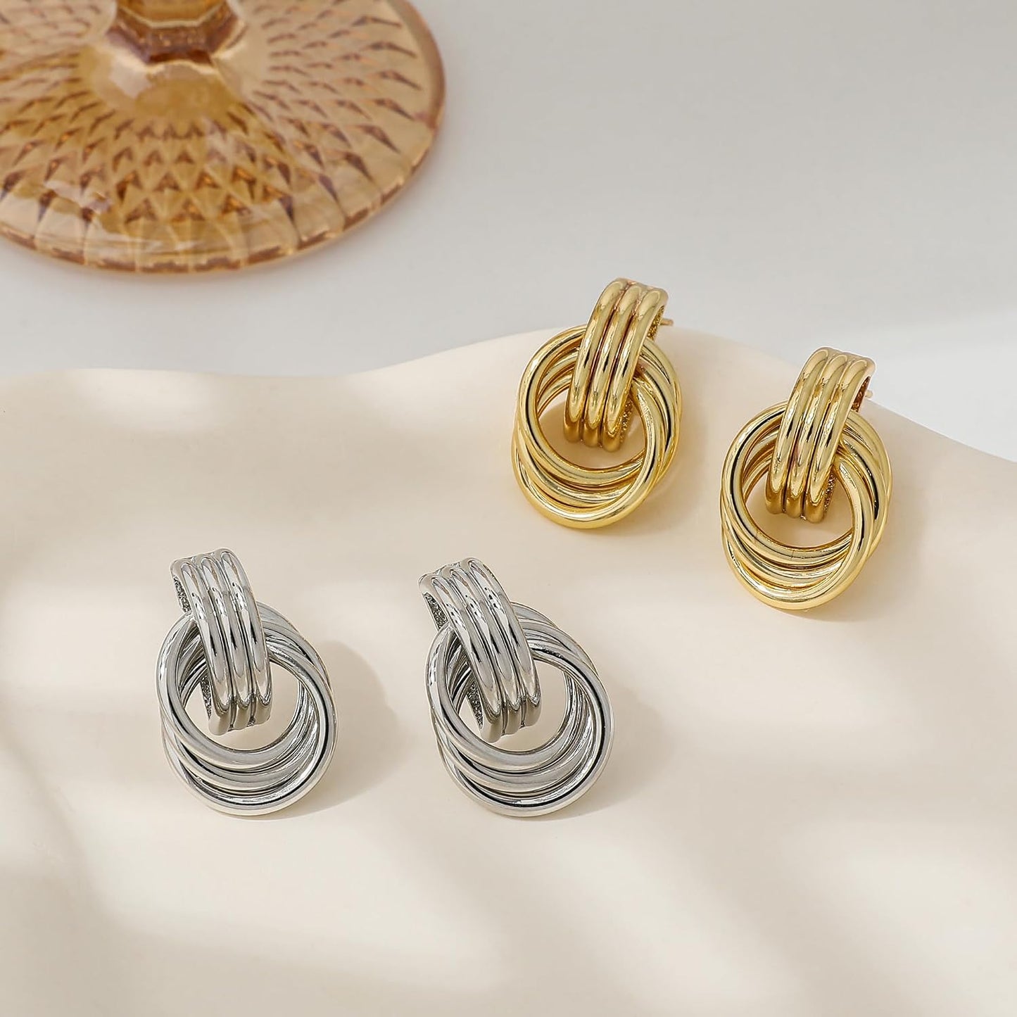 SHERLOVE Pendientes de nudo chapados en oro de moda para mujer, are...