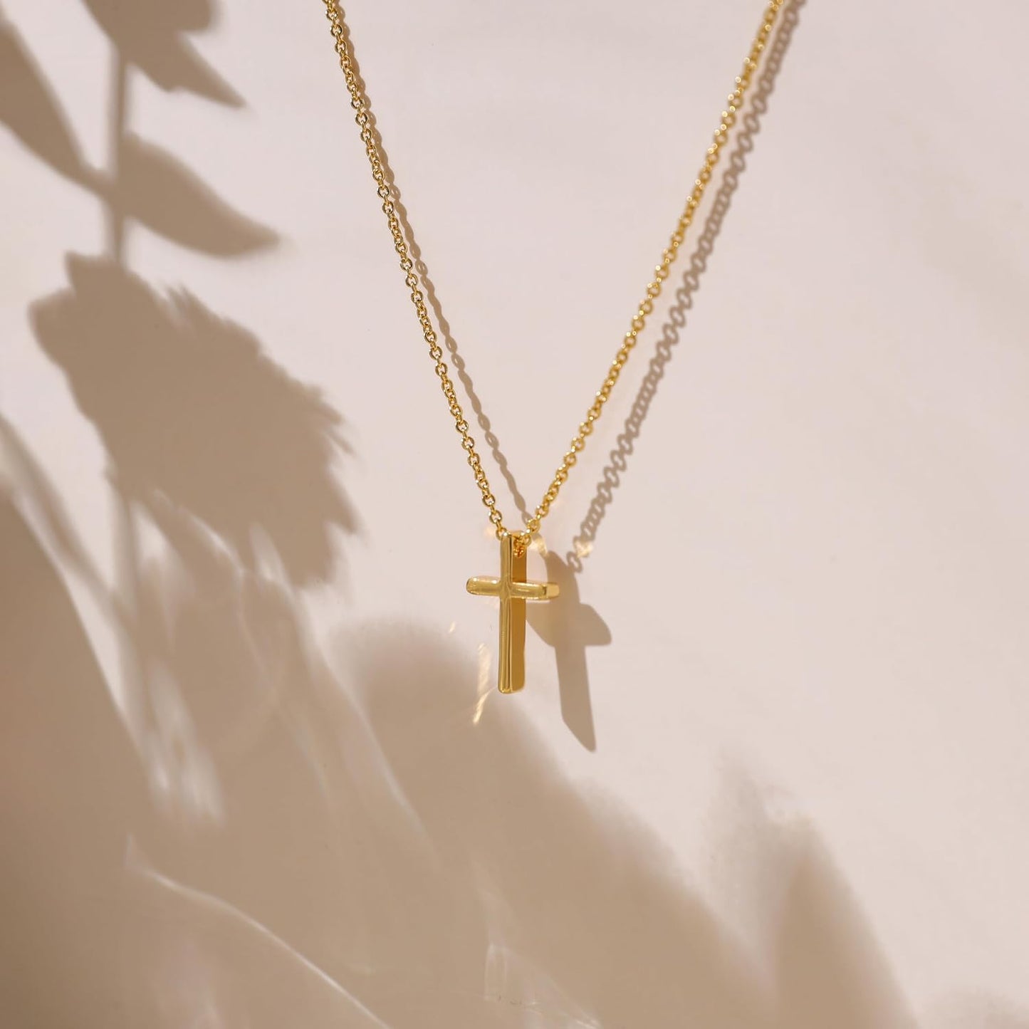 Collar de cruz para mujer, collar de doble cruz chapada en oro de 1...