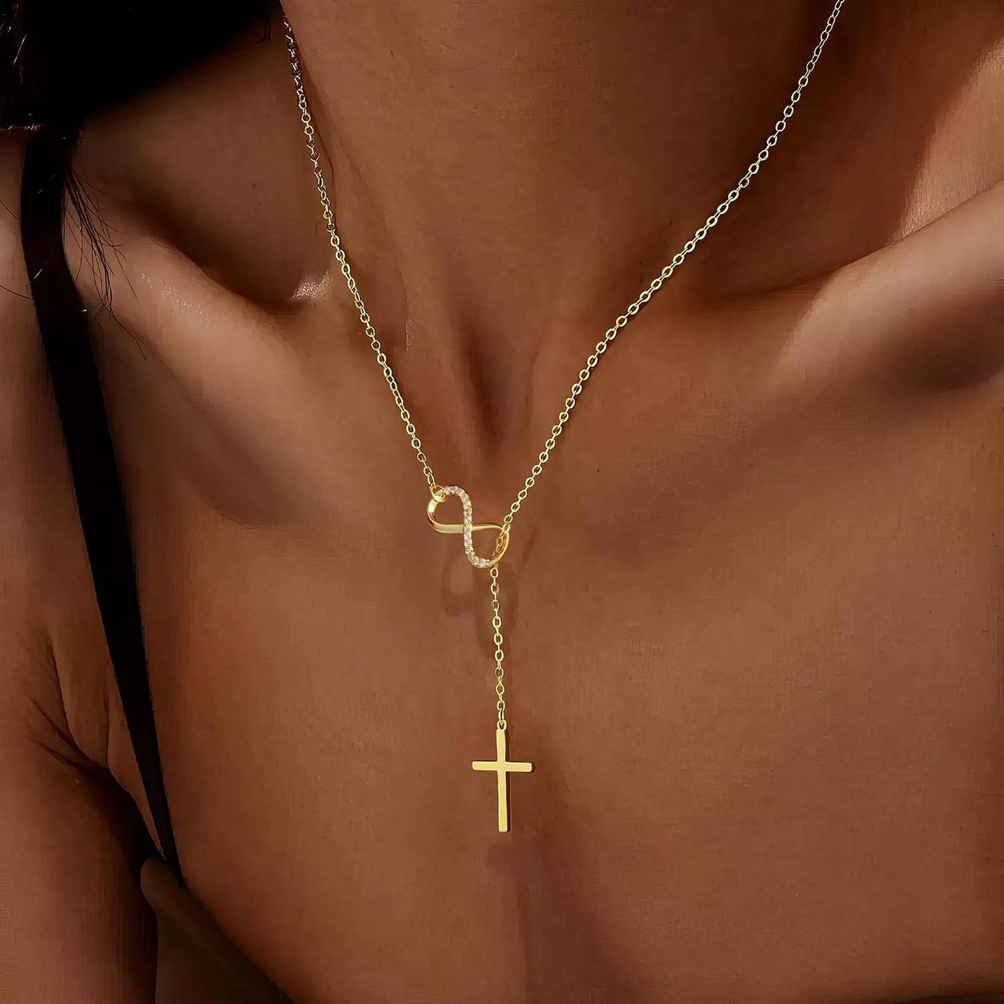 Turandoss Collar de Cruz de Oro para Mujeres - Delicado Collar de C...