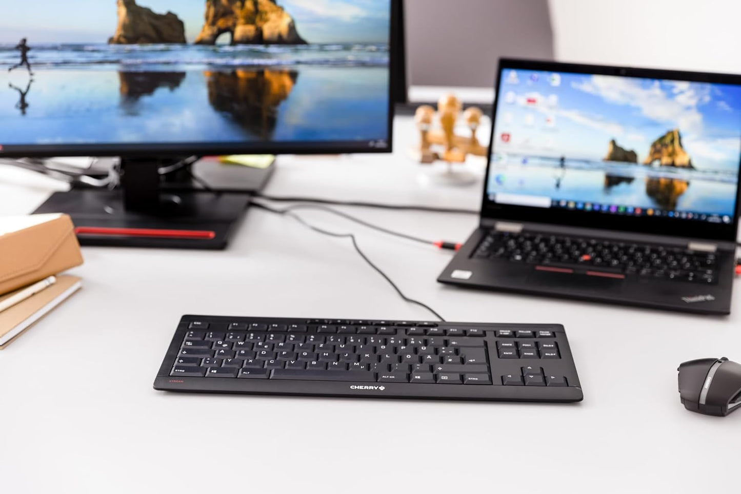 Cherry Stream Keyboard TKL Teclado USB con cable TenKeyLess Versión...