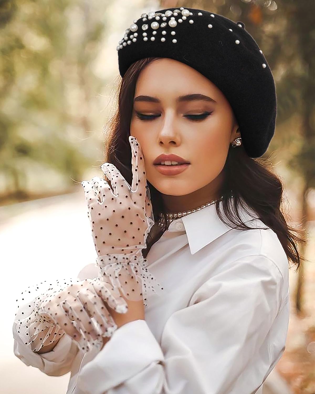 Boina clásica de lana francesa con adornos de perlas y diamantes de...